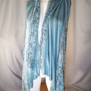 Babaa Teal Lace Shawl